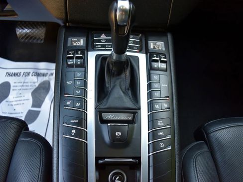 Used 2017 Porsche Macan S w/ Premium Package Plus image 16