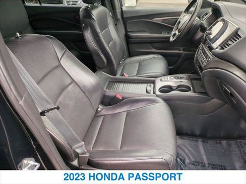 Used 2023 Honda Passport EX-L image 25