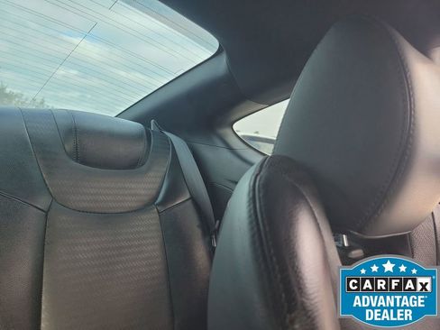 Used 2014 Hyundai Genesis 3.8 image 16