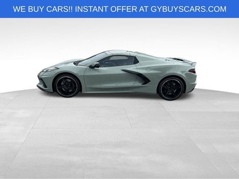 Used 2024 Chevrolet Corvette Stingray Premium Conv w/ Z51 Performance Package RWD image 3