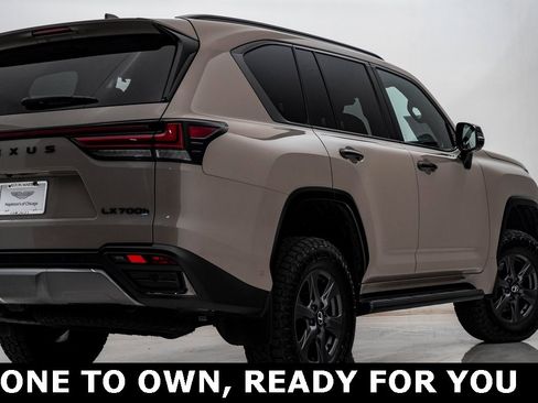 Used 2025 Lexus LX 700h Overtrail image 10