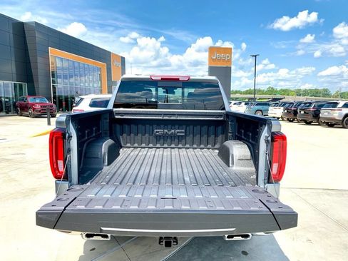 Used 2026 GMC Sierra 1500 SLT w/ SLT Premium Plus Package AWD/4WD image 21