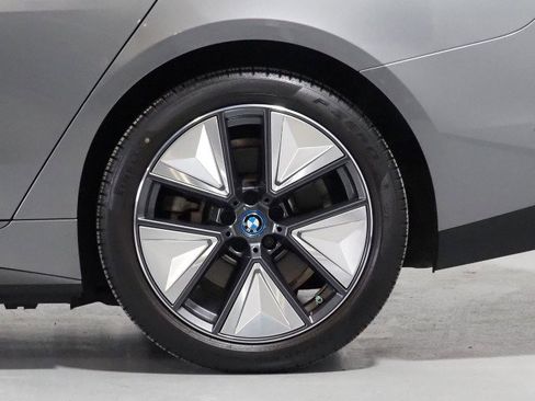 Used 2023 BMW i4 eDrive35 image 54