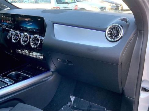 Used 2025 Mercedes-Benz GLA 35 AMG GLA 35 AMG image 15