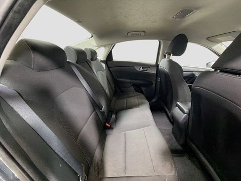 Used 2020 Kia Forte LXS FWD image 25