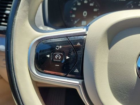 Used 2018 Volvo XC90 T6 Momentum w/ Convenience Package AWD/4WD image 22