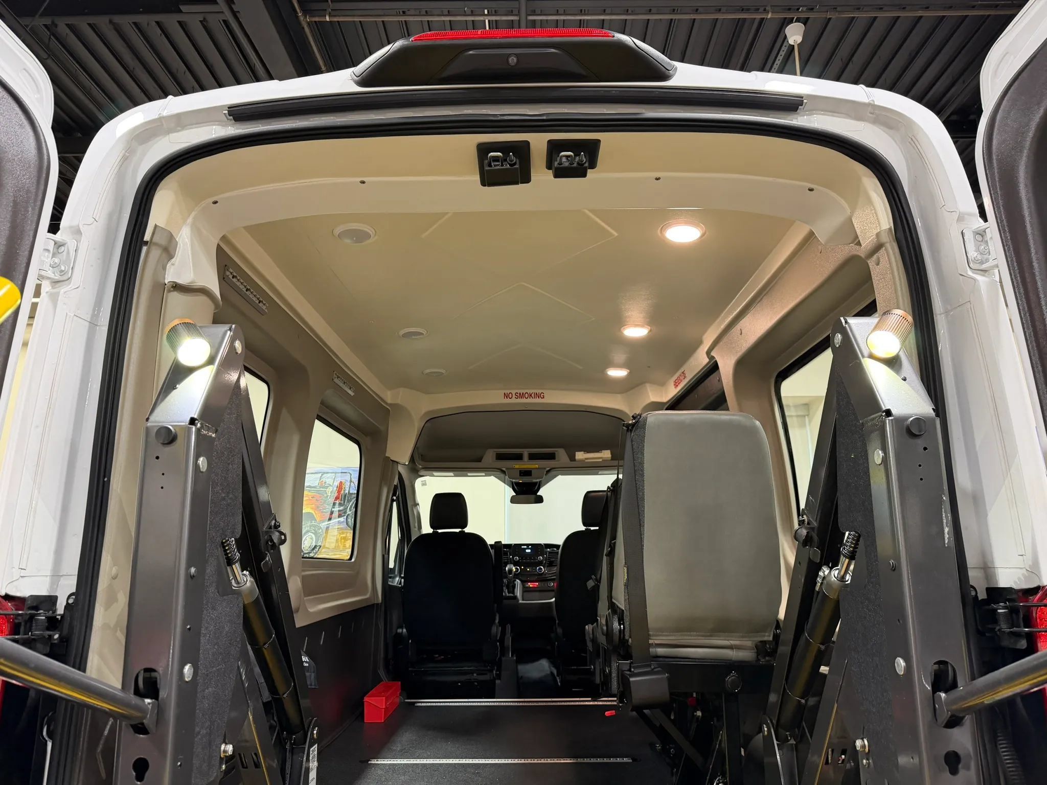 Used 2020 Ford Transit 150 Medium Roof RWD image 52