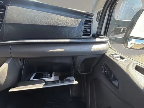 Used 2022 Ford E-Transit 148 High Roof w/ Load Area Protection Package RWD image 19