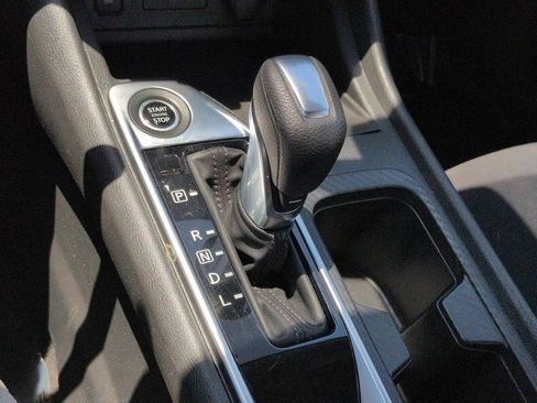 Used 2024 Nissan Sentra SV FWD image 27