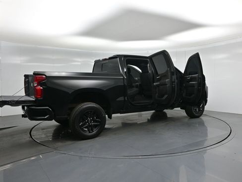 Used 2021 Chevrolet Silverado 1500 LT Trail Boss w/ Convenience Package II image 6