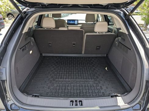 Certified 2023 Lincoln Nautilus Reserve w/ Equipment Group 201A image 14