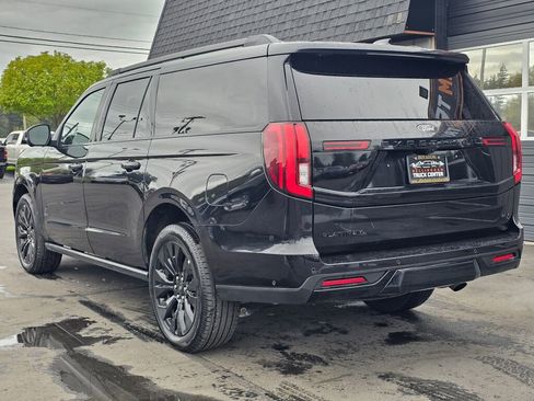 Used 2025 Ford Expedition Max Platinum w/ Stealth Appearance Package AWD/4WD image 3