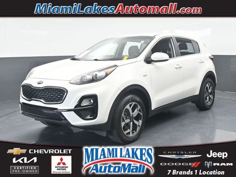 Used 2020 Kia Sportage LX image 1