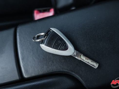 Used 2005 Porsche 911 Carrera image 55