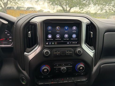 Used 2019 Chevrolet Silverado 1500 LT w/ All-Star Edition AWD/4WD image 11