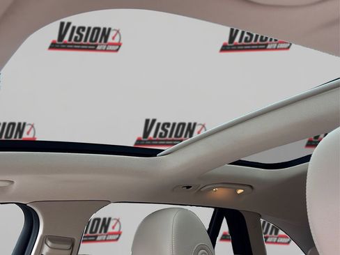 Used 2021 Mercedes-Benz GLC 300 4MATIC image 20