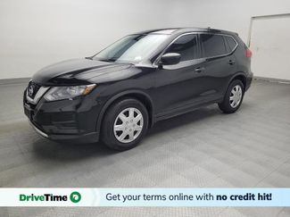 Used 2017 Nissan Rogue S image 1