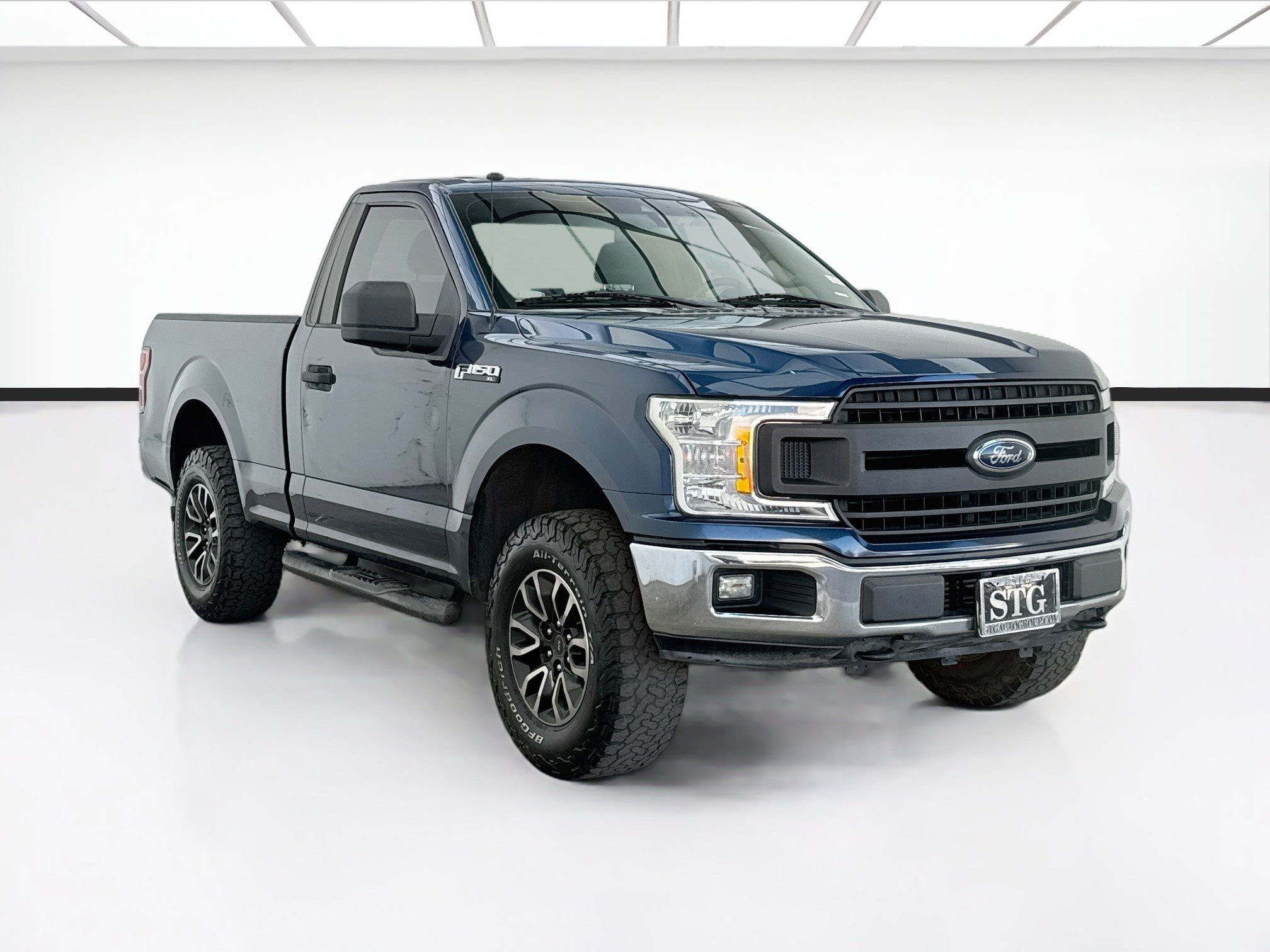 Used 2019 Ford F150 XL w/ Equipment Group 101A Mid AWD/4WD image 3