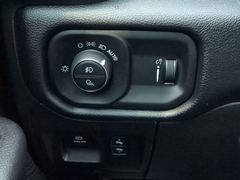 Certified 2022 RAM 1500 Big Horn w/ Trailer Tow Group image 22