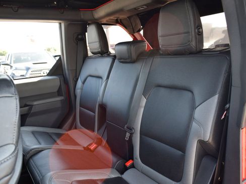 Certified 2023 Ford Bronco Big Bend w/ Sasquatch Package AWD/4WD image 18