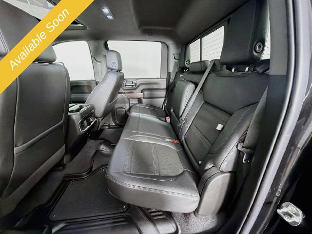 Used 2022 GMC Sierra 2500 Denali w/ Denali Black Diamond Edition AWD/4WD image 25