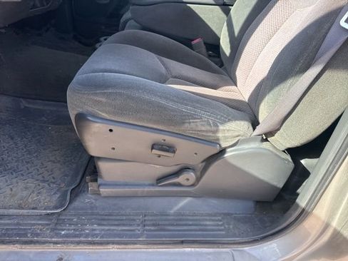 Used 2003 Chevrolet Silverado 1500 LS image 19