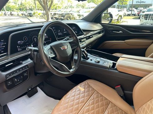 Used 2023 Cadillac Escalade Sport w/ Touring Package image 10