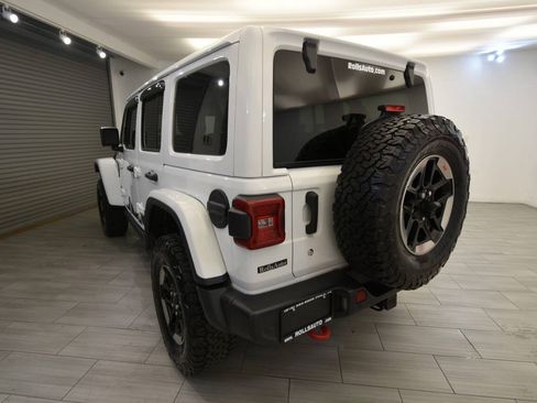 Used 2018 Jeep Wrangler Unlimited Rubicon AWD/4WD image 3