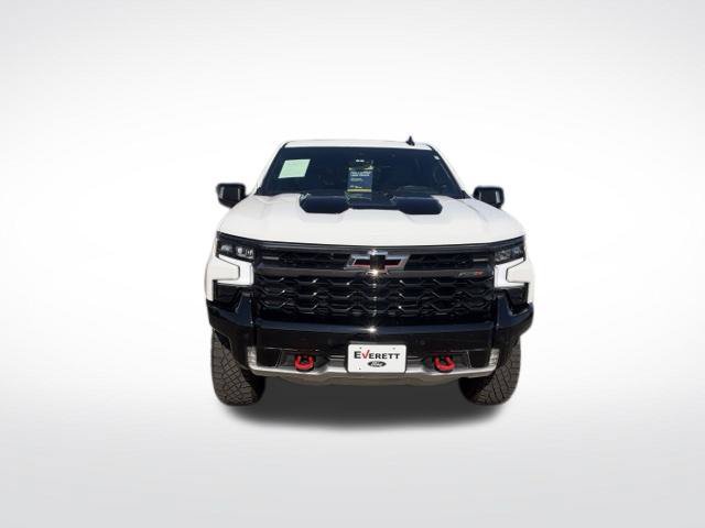 Used 2025 Chevrolet Silverado 1500 ZR2 w/ Technology Package AWD/4WD image 2