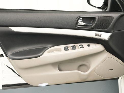 Used 2009 INFINITI G37 x Sedan w/ Premium Pkg AWD/4WD image 26