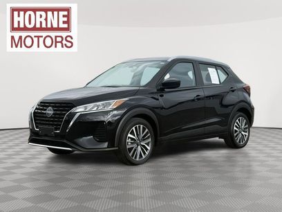 Used 2024 Nissan Kicks SV