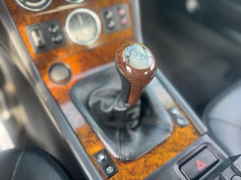 Used 2002 BMW Z3 2.5i RWD image 22