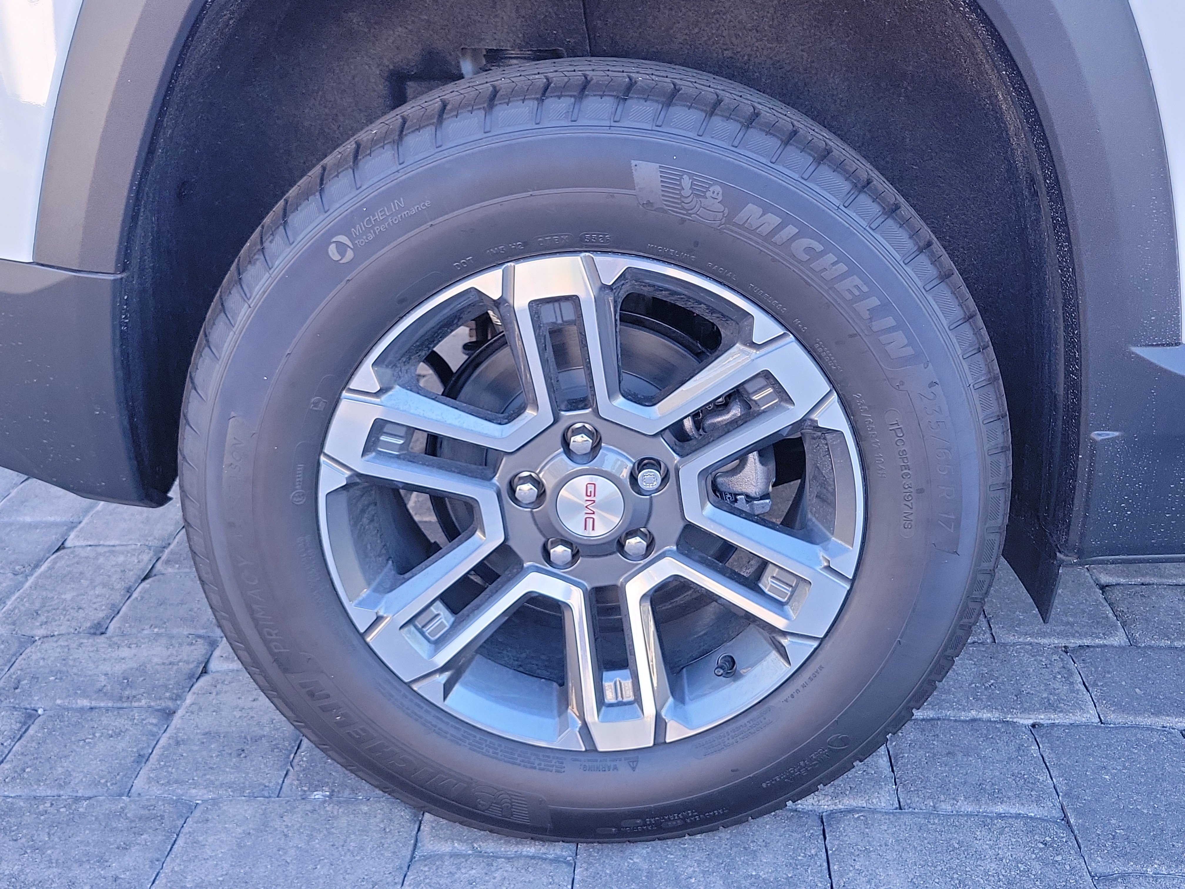 New 2027 GMC Terrain Elevation FWD image 8