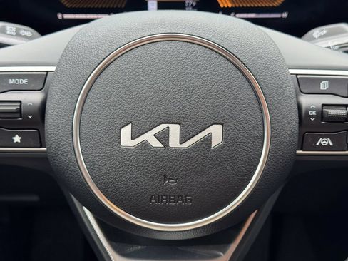 New 2026 Kia K5 LXS FWD image 21
