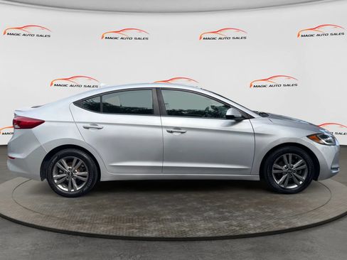 Used 2018 Hyundai Elantra Value Edition w/ Cargo Package FWD image 6