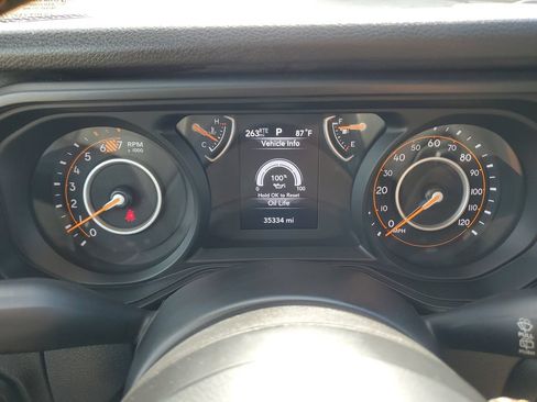 Used 2024 Jeep Wrangler Unlimited Sport AWD/4WD image 22