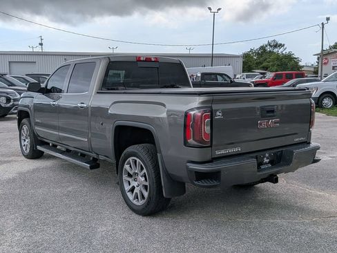 Used 2018 GMC Sierra 1500 Denali AWD/4WD image 8
