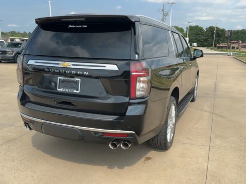 Used 2021 Chevrolet Suburban High Country image 8