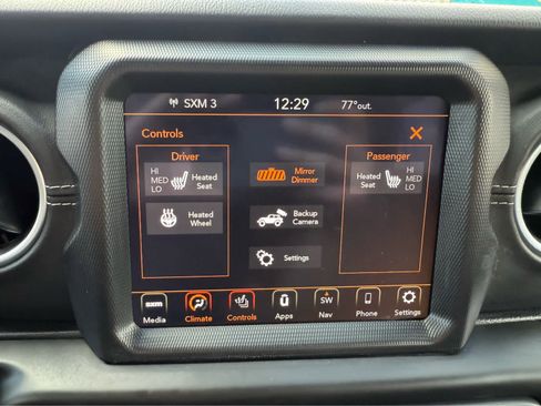 Used 2022 Jeep Wrangler Unlimited Sahara w/ Cold Weather Group image 22