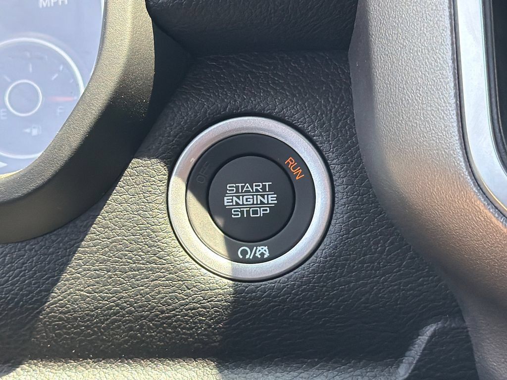 New 2026 RAM 1500 Express AWD/4WD image 25