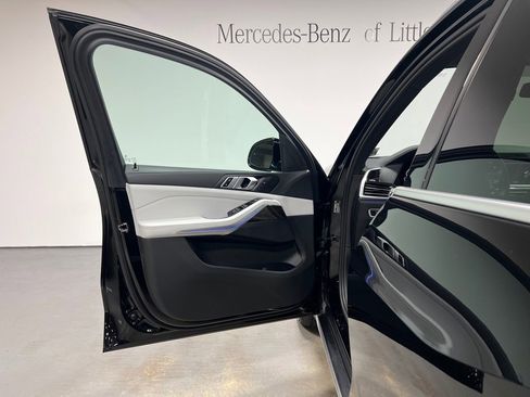 Used 2023 BMW X5 xDrive40i w/ Premium Package image 17