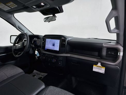Used 2025 Ford F150 XL AWD/4WD image 24