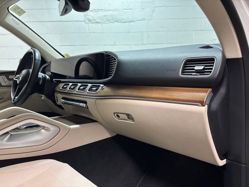 Used 2024 Mercedes-Benz GLE 350 4MATIC image 31