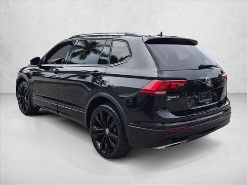 Used 2021 Volkswagen Tiguan SE R-Line FWD image 8