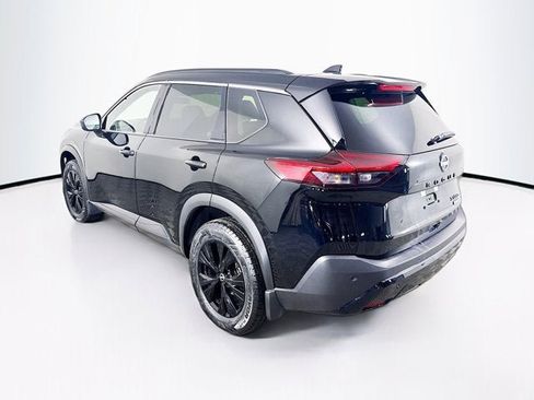 Used 2023 Nissan Rogue SV w/ SV Premium B Package image 7