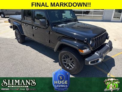 Used 2024 Jeep Gladiator Sport