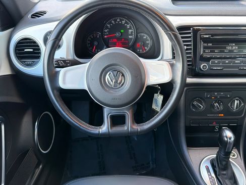 Used 2012 Volkswagen Beetle 2.5 image 17