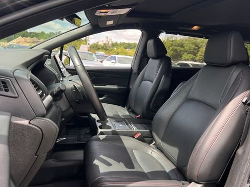 Used 2025 Honda Odyssey Sport-L image 11