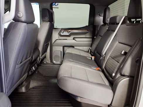 Used 2024 GMC Sierra 1500 Elevation w/ X31 Off-Road Package image 9