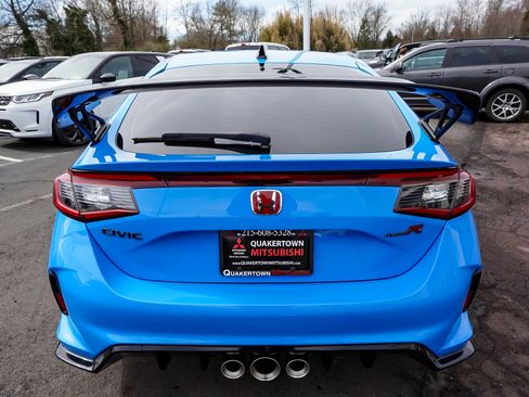 Used 2025 Honda Civic Type R image 5